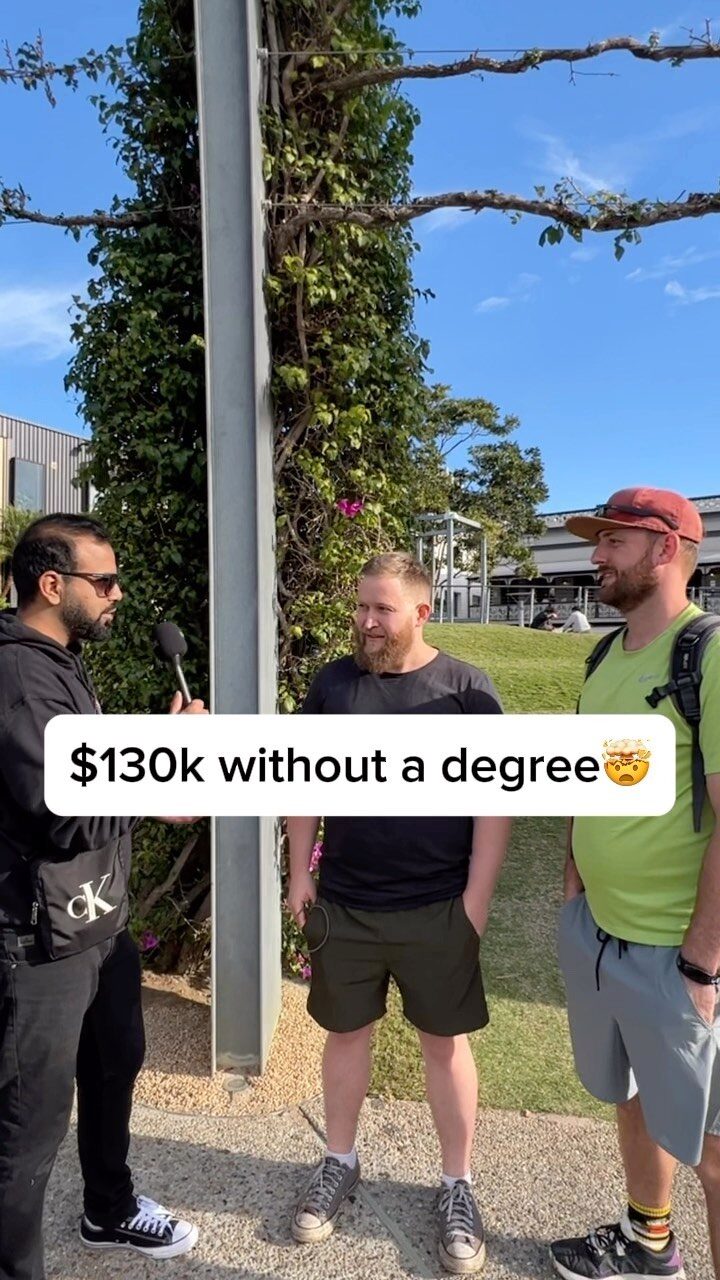 Instagram post from aussiepayscale. This post is in position 1.